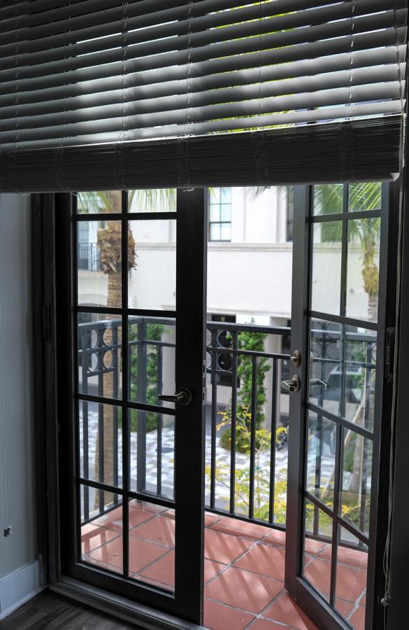 Blackswan - Rosemary Sq - Bohemian Loft With Balcony 웨스트 팜 비치 외부 사진